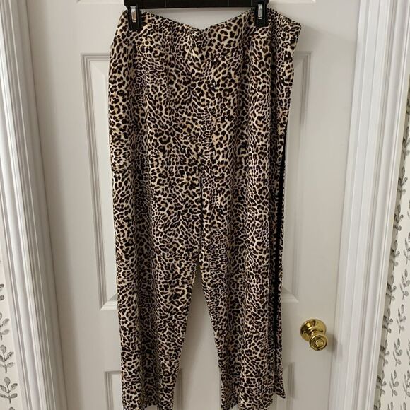 Sofia Intimates Capri pants 3XL (22W-24W) - Picture 2 of 6
